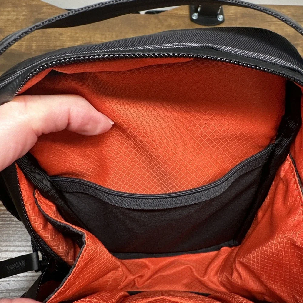 NEW Alpaka Metro Sling V2 Black X-Pac VX42 Business Travel‎ Crossbody